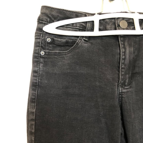 Slick black high waisted ripped jeans - Picture 3 of 4